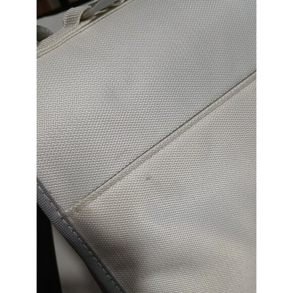 Nintendo Wii NYKO Travel Carry Bag Shoulder Strap Travel Case White & Blue - Picture 8 of 12